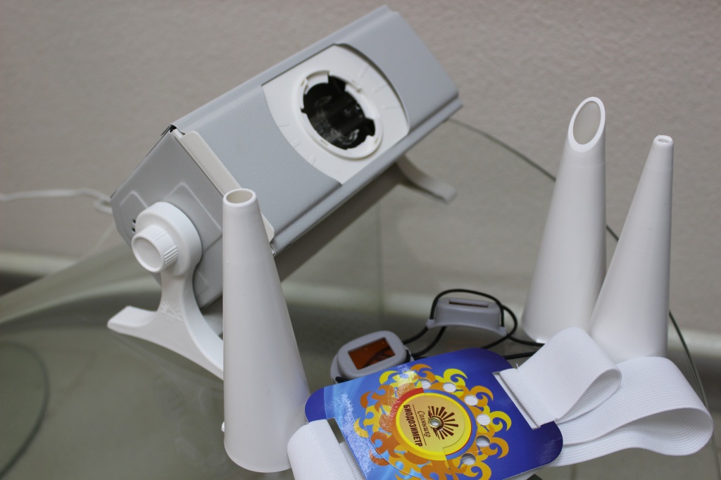 Ультрафиолетовый облучатель Солнлышко_комплект.JPG