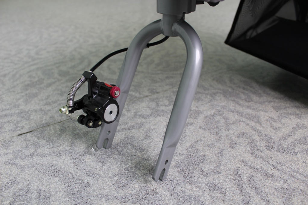 коляска Special Tomato Jogger_вилка переднего колеса.JPG